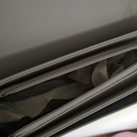 Crossbody handbag - Picture 6 of 12